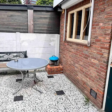 Tiny House Zaandam, Tranquility And Easy Connection سانداكم