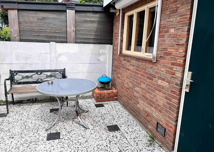 Tiny House Zaandam, Tranquility And Easy Connection Zaandam