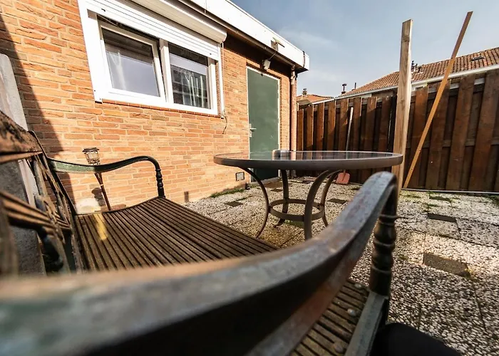 Tiny House Zaandam, Tranquility And Easy Connection * 赞丹